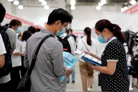 木子：“家庭教育指导师”冲上热搜，又是智商税？图片