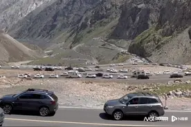 “独库”遇堵背后：一条网红公路的发展史和广东籍修路人图片