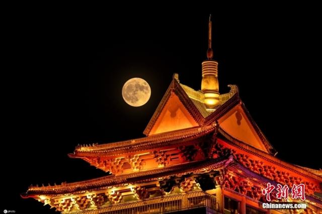 碳酸钙加热分解成什么（人类月球日科技会谋杀浪漫吗）