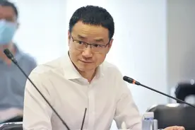 穆荣均委员：科技人才的评价和培养应考虑企业创新实际图片