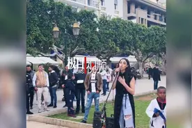 摩洛哥女孩在北非街头唱中文歌走红，盼在大理洱海开演唱会图片