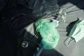 男子生前立遗嘱，财产全赠与女友！父母不干了……图片