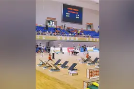 七八岁女孩跑酷有多燃？江苏省省运会少儿选手“飞檐走壁”被赞“追风女孩”图片