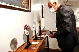 “东方之韵——中国苏绣精品展”在澳大利亚悉尼开幕图片