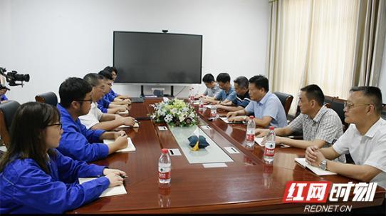 4.6万多名干部组团破题做出“助企公式”：诚意+暖意=满意丨万名干部联万企