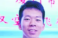 厦门四名2022届高三男生成为空军飞行学员图片