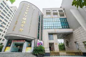 坚持国际化办学，走特色发展之路！普陀区这所学校做足“多语”文章提升学子素养图片