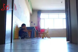 黑龙江一对小哥俩在幼儿园待了二十多天，“失联”爸爸终于露面图片