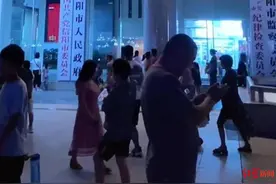 红星观察｜信阳“政府大院拆墙”背后：全国多地“拆墙透绿”，有的连食堂都开放了图片