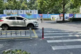 杭州斑马线前礼让行人“有退步”？记者路口观察实录图片
