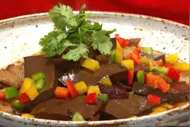 比猪肉补铁、比大蒜抗氧化……5种看起来很“脏”的食物，好处惊人图片