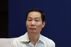 多层面施策，破解高架桥下匝道交通难题图片