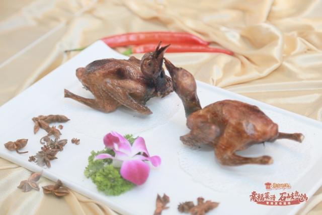 老鸽炖花胶绿豆 2026年老鸽炖花胶绿豆汤的做法