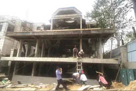 烟台开发区天马相城帝景苑有人挖地建泳池图片
