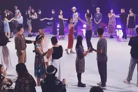 夏日炎炎，不如跳舞~图片