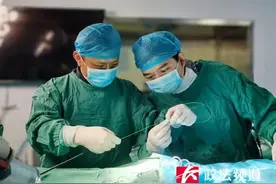 长沙26岁小伙熬夜打麻将，血管爆了图片