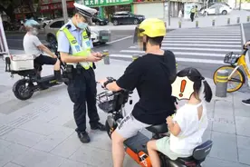 电动自行车能载人吗？骑行年龄有限制吗？图片