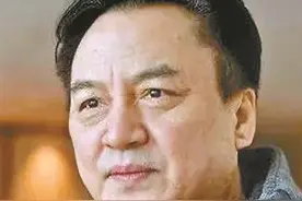 你的形状就是风的形状 而小说家是捕风者图片