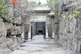 仅做了27天皇帝，为啥在故乡还有他的大墓？图片