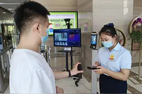 联投城市运营“疫”线关怀送温暖图片