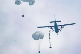 尖兵天降维护国家安全的空降兵图片