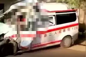 货车与救护车相撞，救护车司机不幸遇难、2人受伤图片