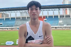 济水一中学生张睿哲成为我省“双料小飞人”图片