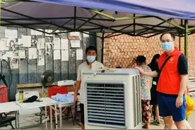 在二仙桥，成都交通党员先锋队走出暖心抗疫之道图片