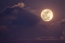 夏夜宜赏月，这份月相科普请收下图片