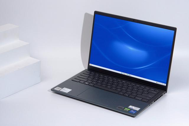 戴尔灵越优化（戴尔灵越14 Plus 7420评测轻薄高能）