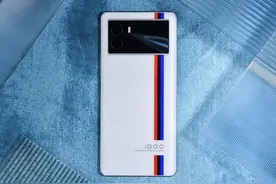 漂亮得不像实力派 这四款品质旗舰买了不后悔图片