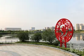 淮南：建在铁路上的五彩城市图片