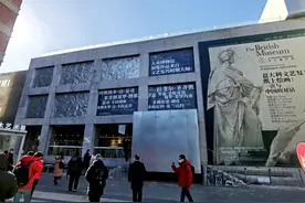 逛故宫文创店、品宫廷食礼文化，前门隆福寺商圈焕发新活力图片