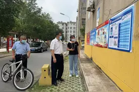 兰山区委常委、政法委书记马凤印到银雀山街道调研网格化服务管理工作图片