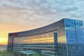 新华联：因被司法执行，控股股东将被动减持5515万股图片