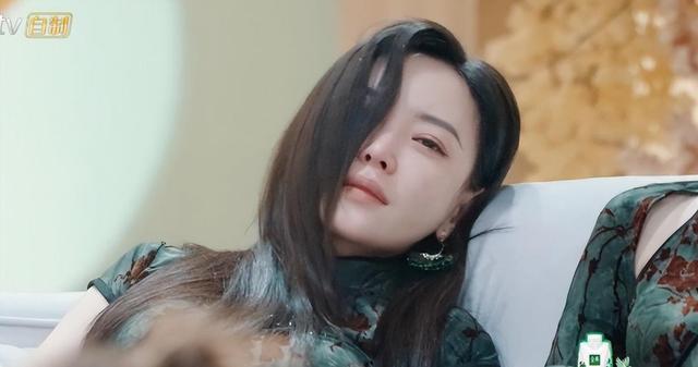 虚拟空间中的《乘风破浪》：真人秀能看见真人吗