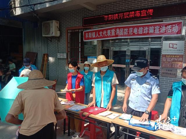 ���ݷ������������տ�չ���������