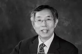 拿下“日本文化研究诺贝尔奖”的北大教授严绍璗逝世，享年82岁图片