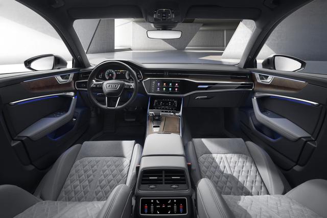 全新双外观造型升级，新款奥迪A6L售42.79万元起 | 一线车讯