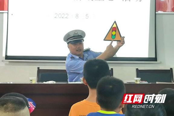 �ҽ�������չ���߲ʼ��� �������ͯ�С���ͨ��ȫ����־Ը����