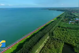 潍坊峡山区新晋打卡地上线 快来“彩色环湖路”欣赏“水库美景图”吧图片