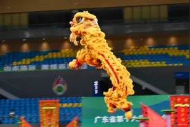 图集｜省运会上首次亮相！高桩舞狮玩转“套路”，精彩纷呈图片