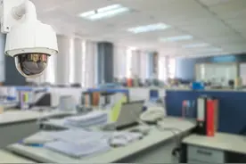 办公监控下的沉默与焦虑：员工的言行隐私与无处不在的雇主图片