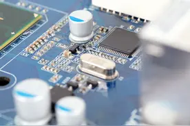 14天10板！交易所关注拦不住大港股份涨停，知名游资“砸盘王”频繁现身图片