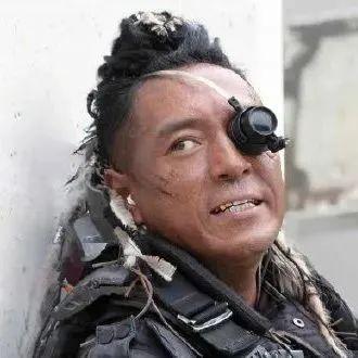 《明日战记》：机甲很酷，特效很炫，故事很弱