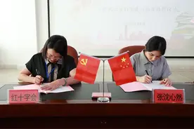 考上清华大学后  福建漳州女孩把十余万奖学金捐给家乡贫困学生图片