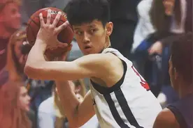 曾凡博何时能回归首钢队？张云松：很多消息确认当中 适时给出答案图片