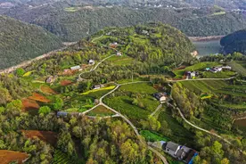 湖北宜昌宜都烟草20年帮扶：看十三尖村民过上幸福生活图片