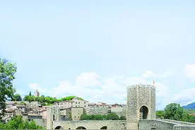 8月，西班牙到处都是节图片