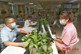 兰州新区的年轻“店小二”张宝云图片